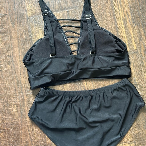 Two piece swimsuit XXL black with flowers - Picture 4 of 6